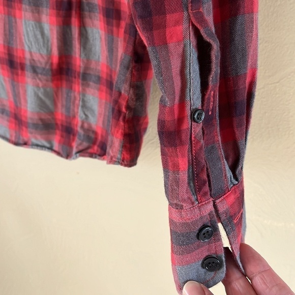 J.Crew Plaid Button-down Shirt Long Buttoned Sleeves Size Small Gray and Red - Picture 4 of 13